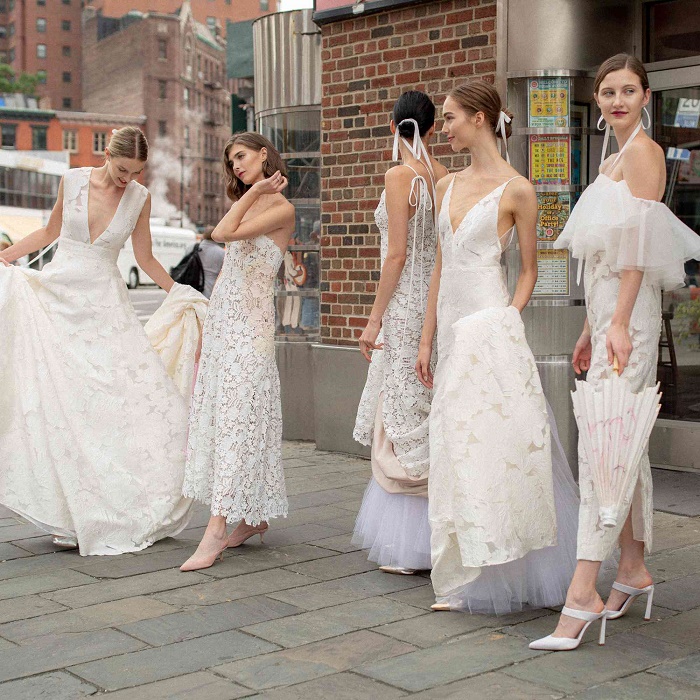 Fashion trends for winter brides